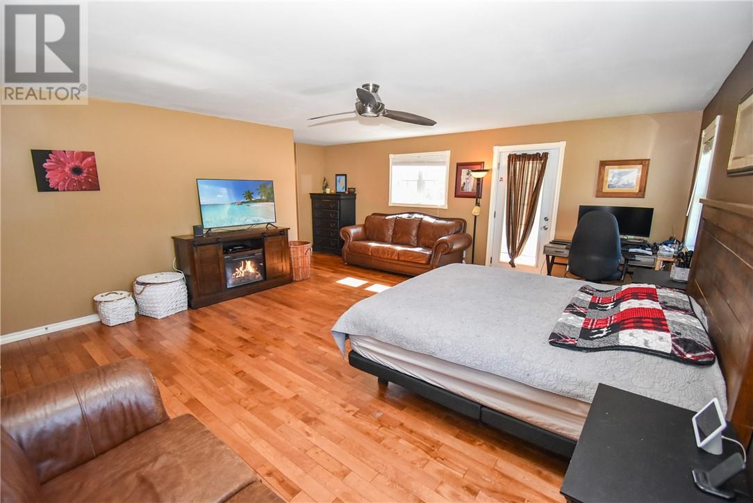 110 Armstrong Road, Coniston, Ontario  P0M 1M0 - Photo 31 - 2130642