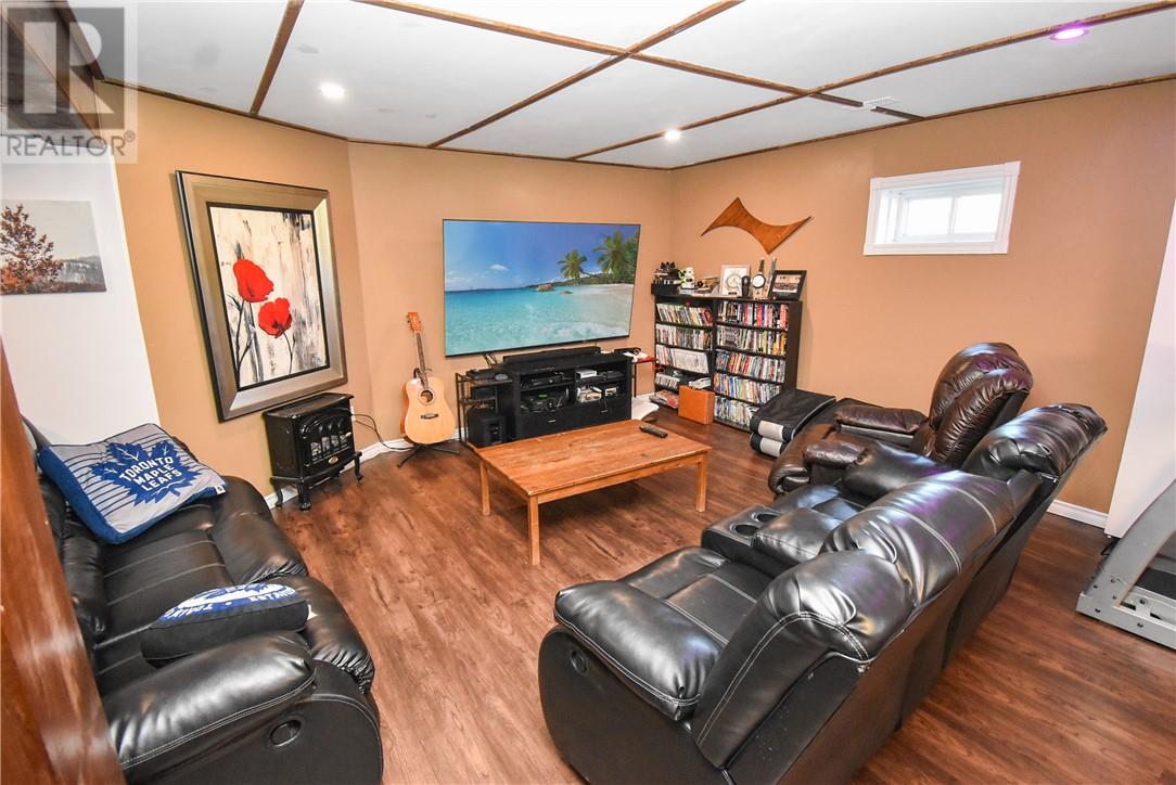110 Armstrong Road, Coniston, Ontario  P0M 1M0 - Photo 35 - 2130642