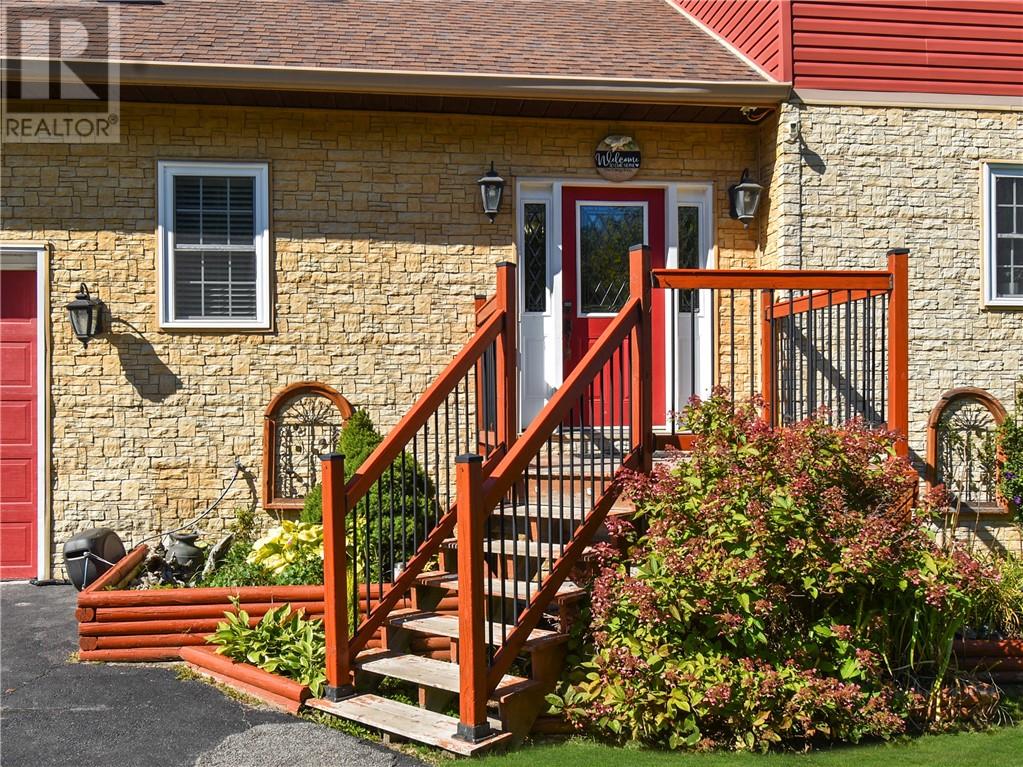 110 Armstrong Road, Coniston, Ontario  P0M 1M0 - Photo 4 - 2130642