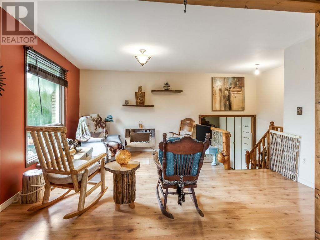 896 Red Deer Lake Road N, Wahnapitae, Ontario  P0M 3C0 - Photo 28 - 2130641