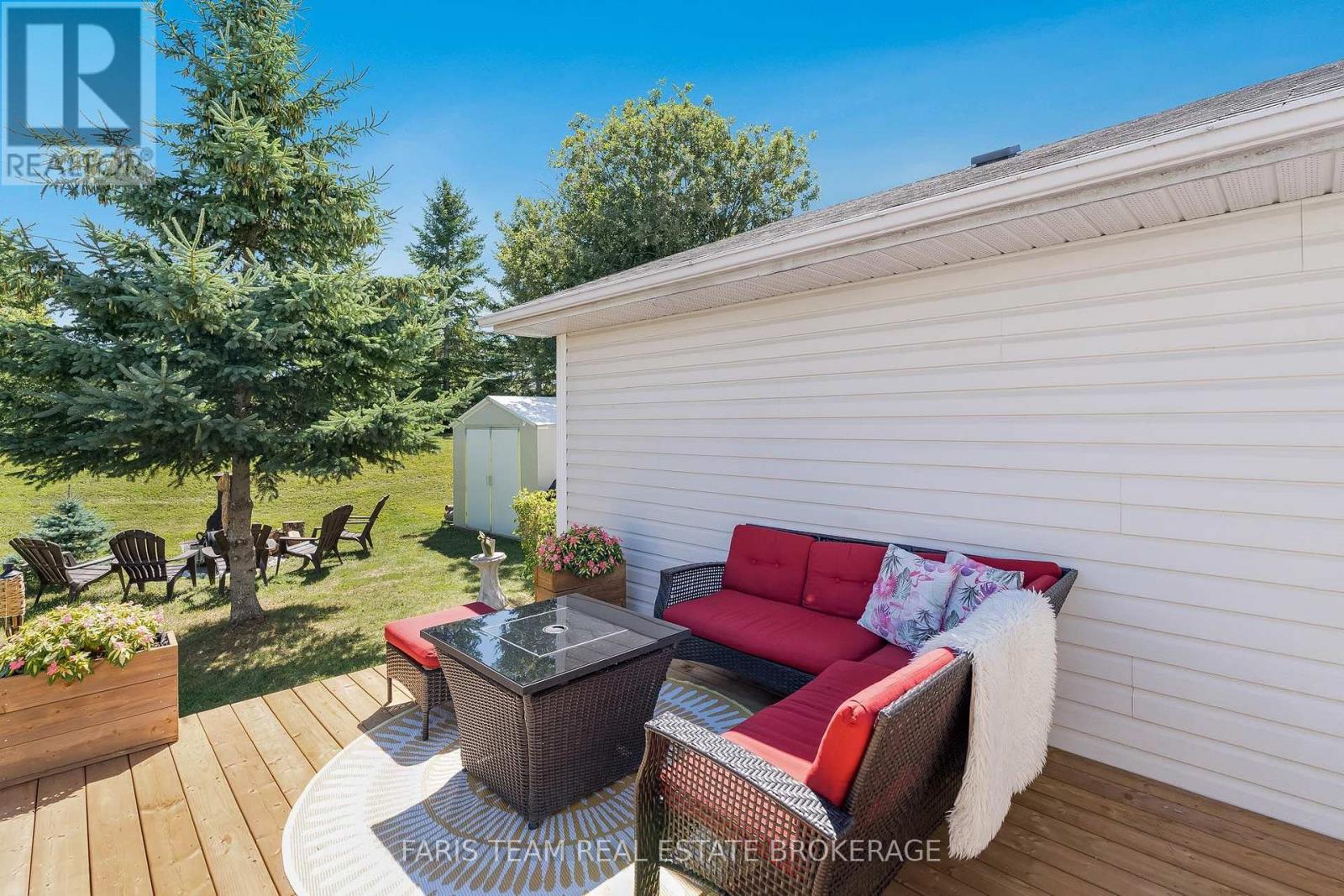 61 Pennsylvania Avenue, Wasaga Beach, Ontario  L9Z 3A8 - Photo 21 - S13833962