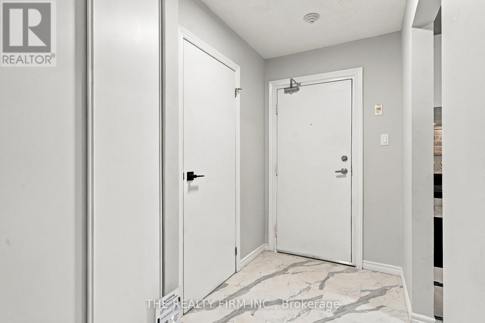 58 - 144 Conway Drive, London South, Ontario  N6E 3N3 - Photo 3 - X13834094