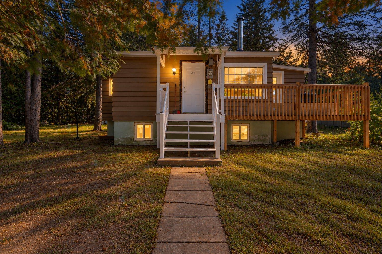 650 Rue du Lac-Pinet Saint-Calixte Quebec Canada J0K1Z0 2