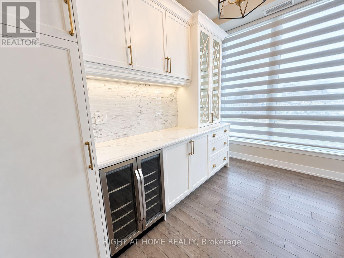 519 - 150 Oak Park Boulevard, Oakville, Ontario  L6H 0E7 - Photo 13 - W13833944