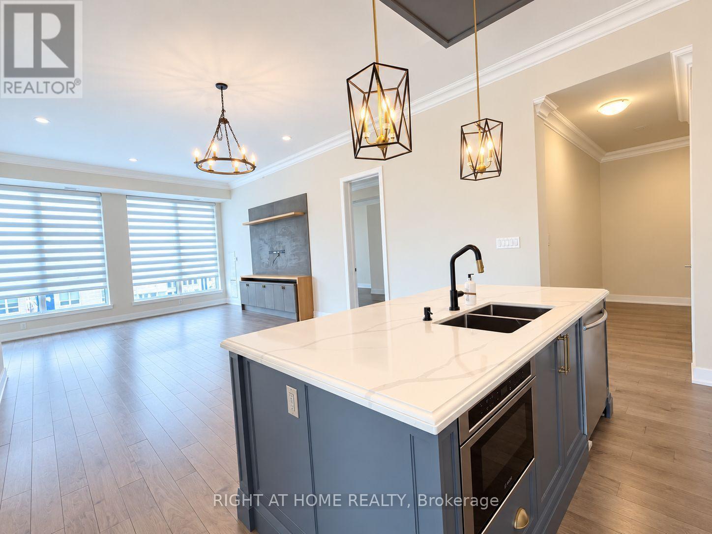 519 - 150 Oak Park Boulevard, Oakville, Ontario  L6H 0E7 - Photo 14 - W13833944