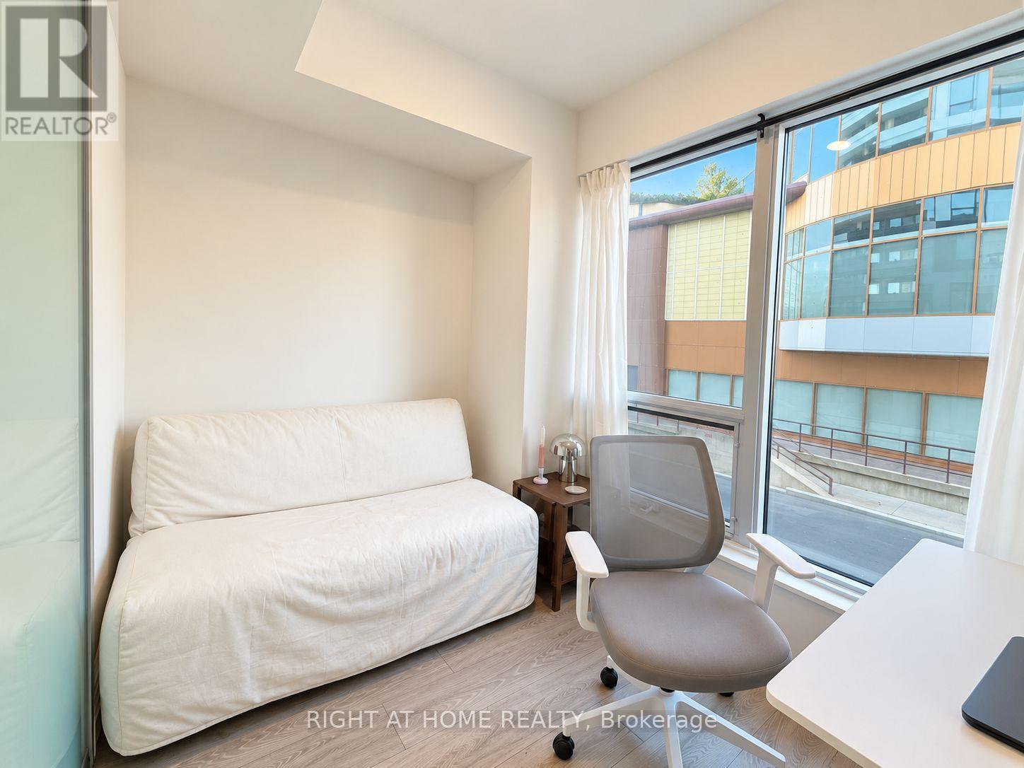 207 - 1100 SHEPPARD AVENUE W