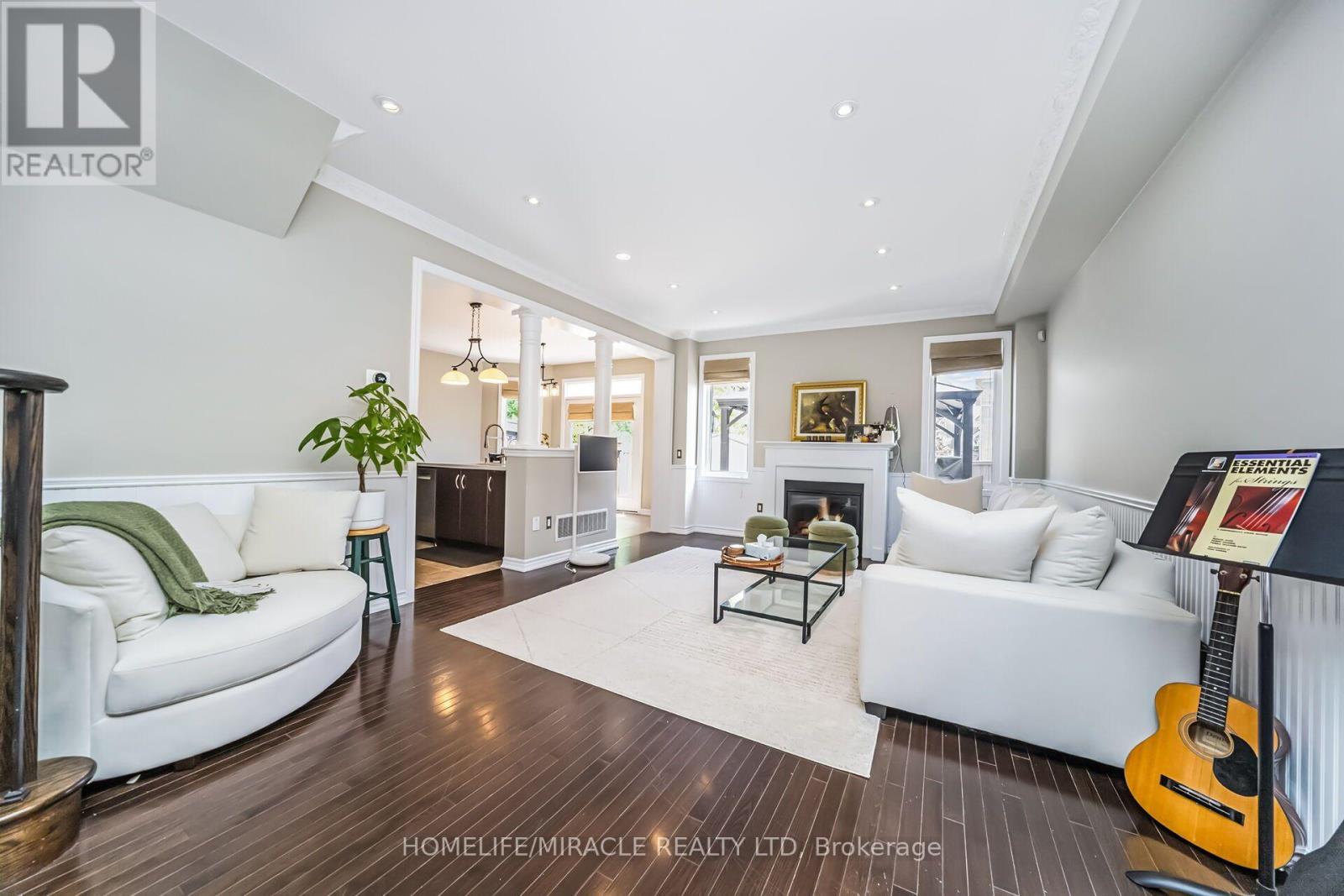 3 Losino Street, Caledon, Ontario  L7C 3N2 - Photo 6 - W13833894