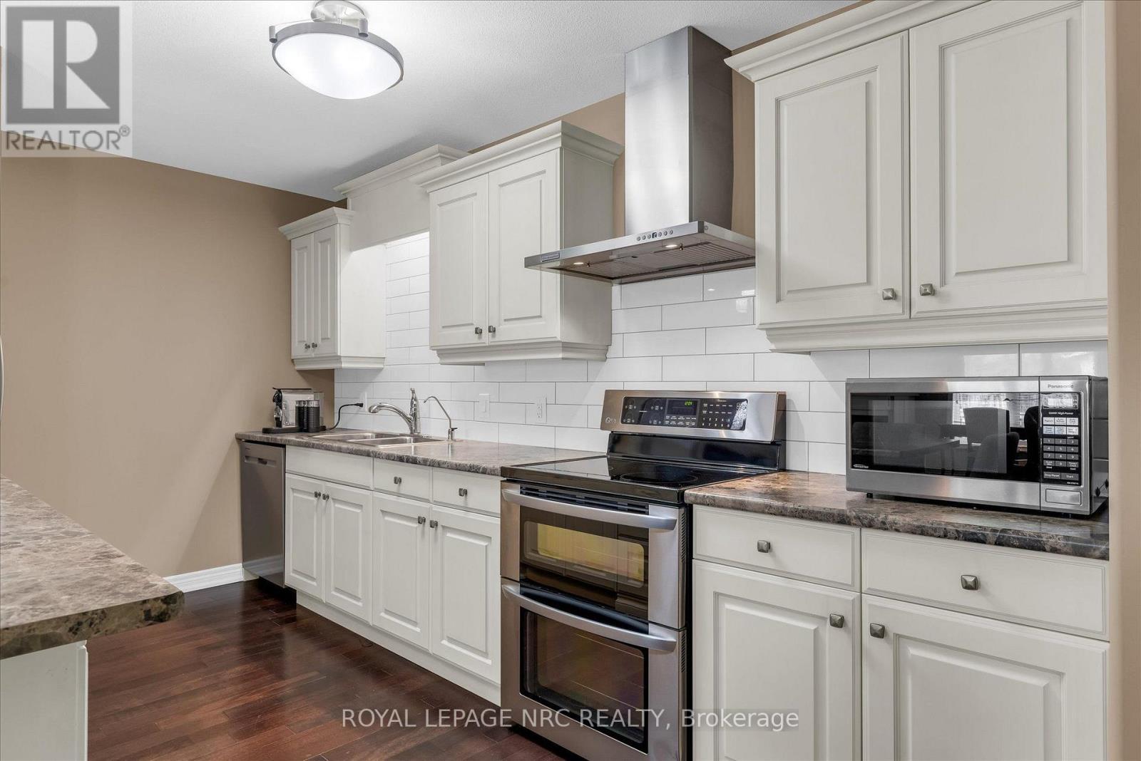 23 - 70 Elmwood Avenue, Welland, Ontario  L3C 0C1 - Photo 10 - X13834088