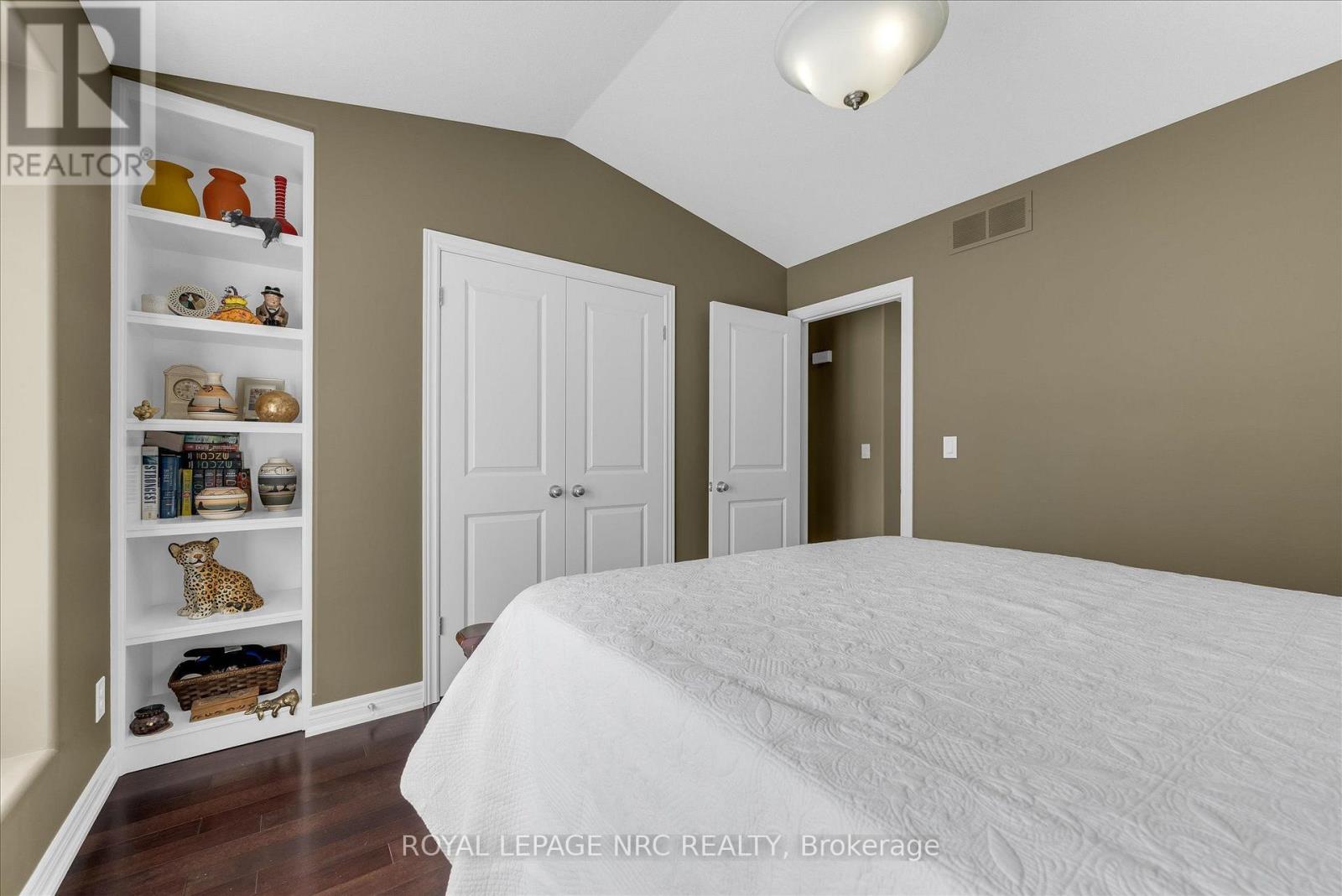 23 - 70 Elmwood Avenue, Welland, Ontario  L3C 0C1 - Photo 22 - X13834088