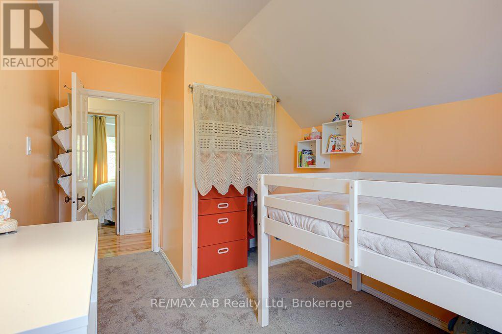 54 Mcnab Street S, Stratford, Ontario  N5A 1Z2 - Photo 32 - X13833574