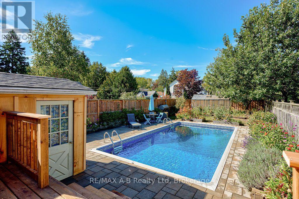 54 Mcnab Street S, Stratford, Ontario  N5A 1Z2 - Photo 41 - X13833574