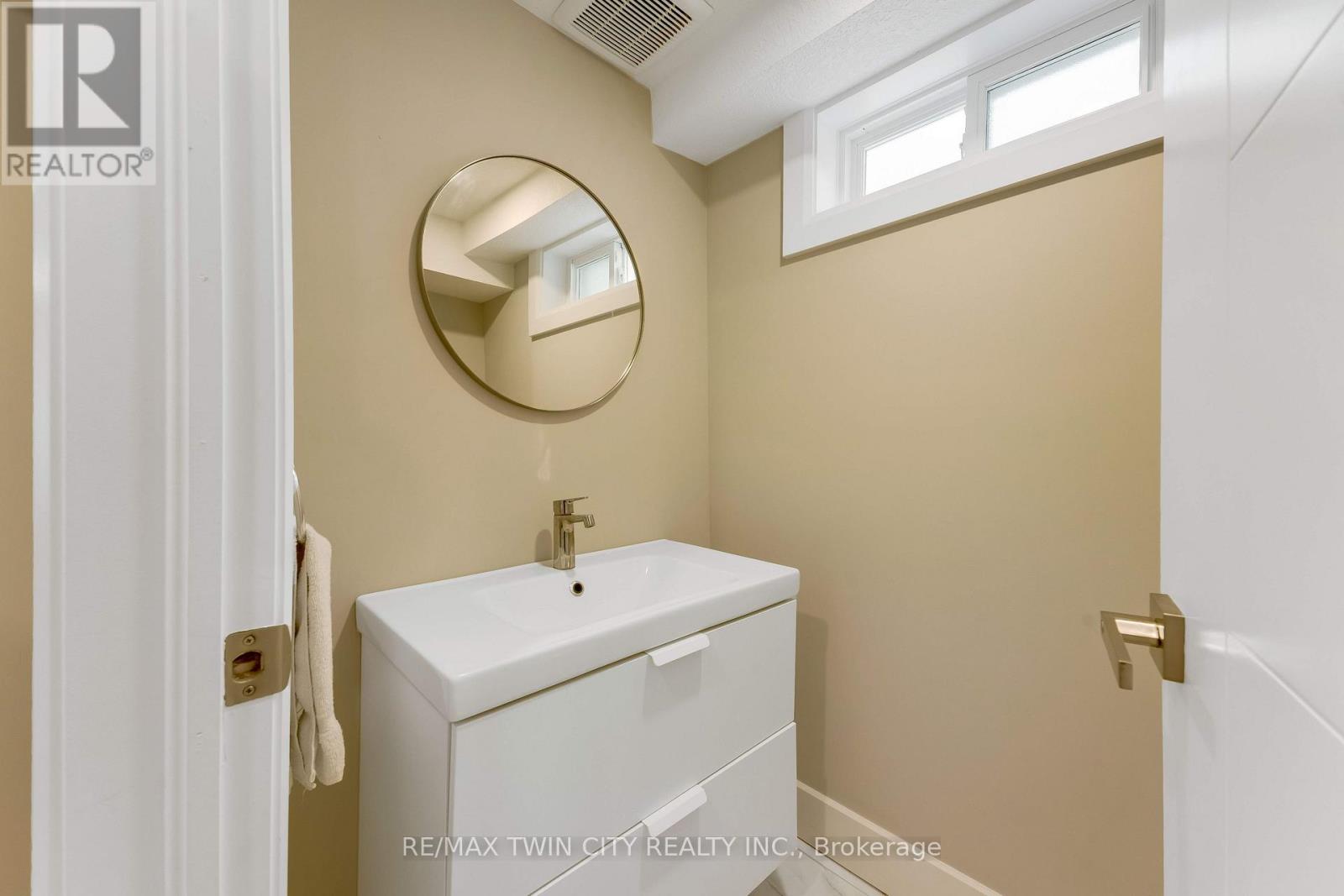 106 Kenneth Avenue, Kitchener, Ontario  N2A 1W2 - Photo 35 - X13833964