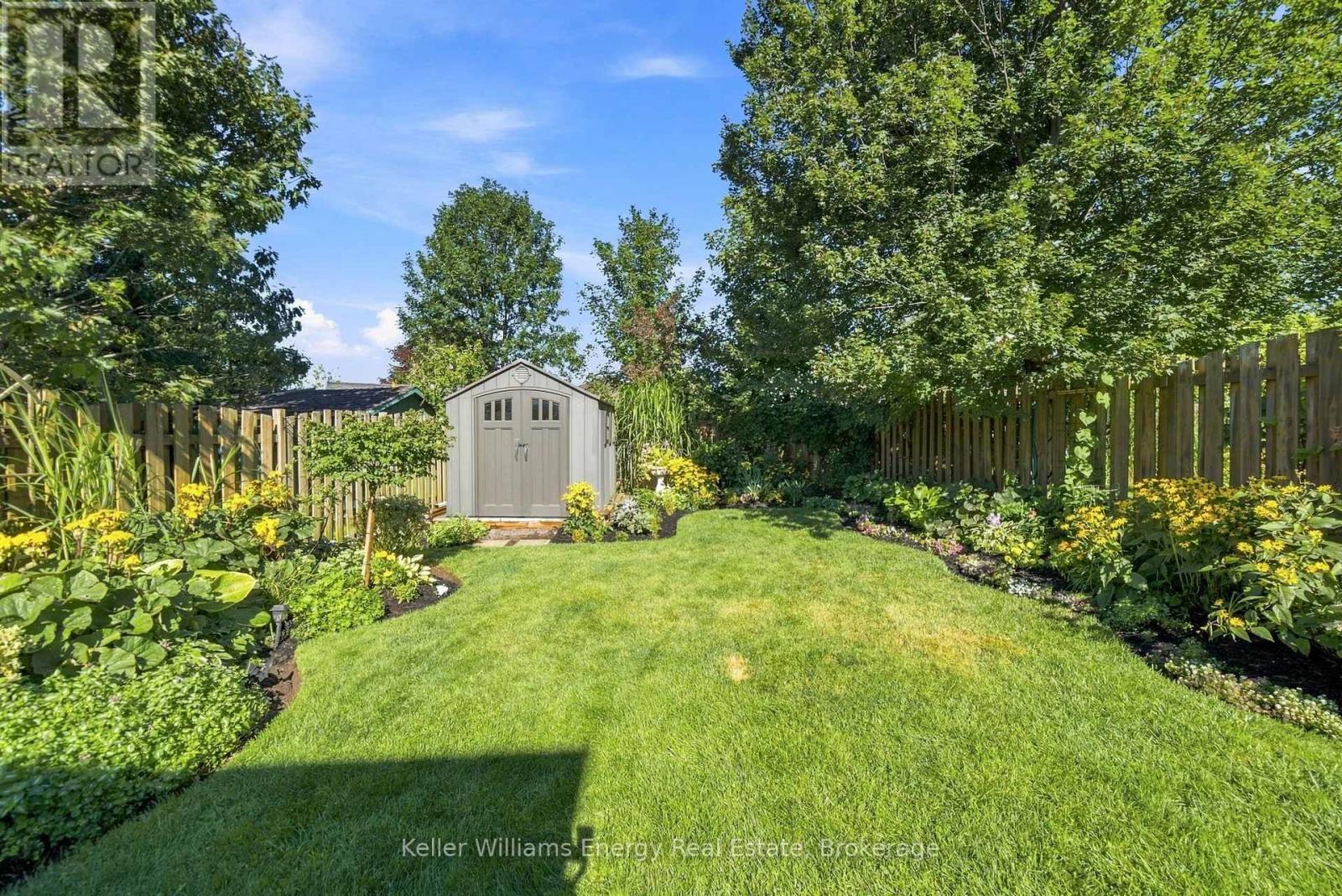 746 Elderberry Drive, Oshawa (Pinecrest), Ontario  L1K 2J3 - Photo 2 - E13823166