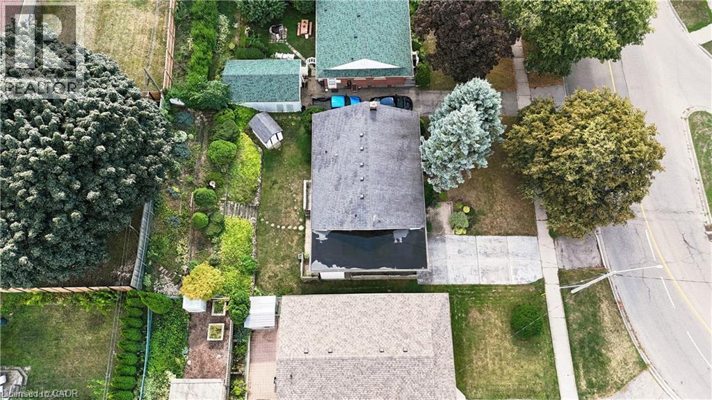 627 Krug Street, Kitchener, Ontario N2B 1L9 - Photo 8 - 40866422