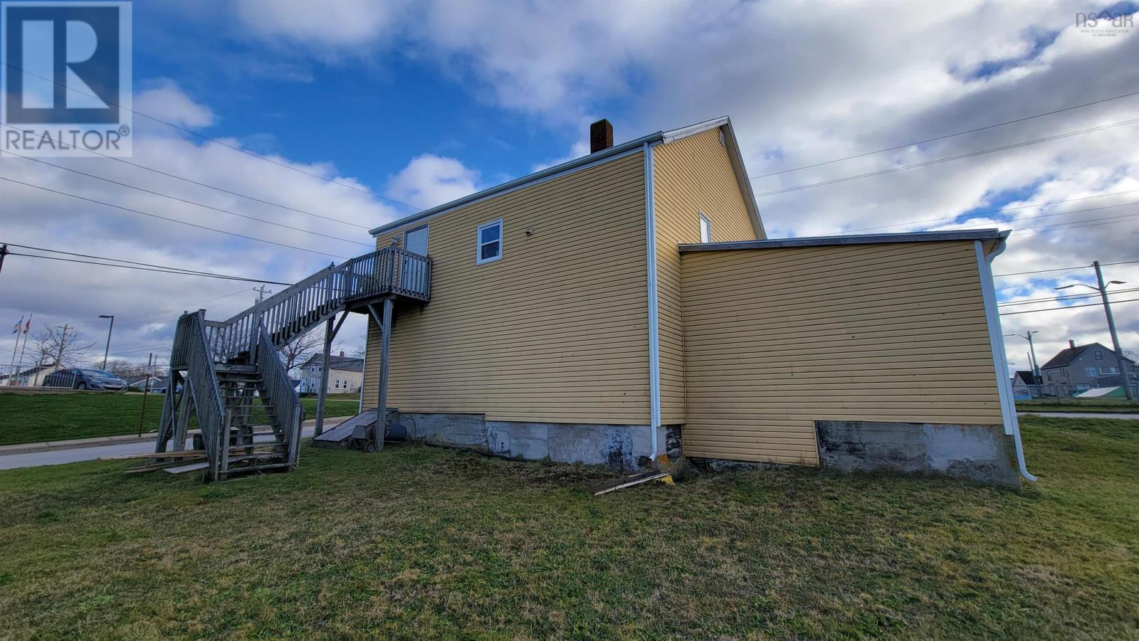 148 Main Street, Yarmouth, Nova Scotia  B5A 1B8 - Photo 4 - 202528307