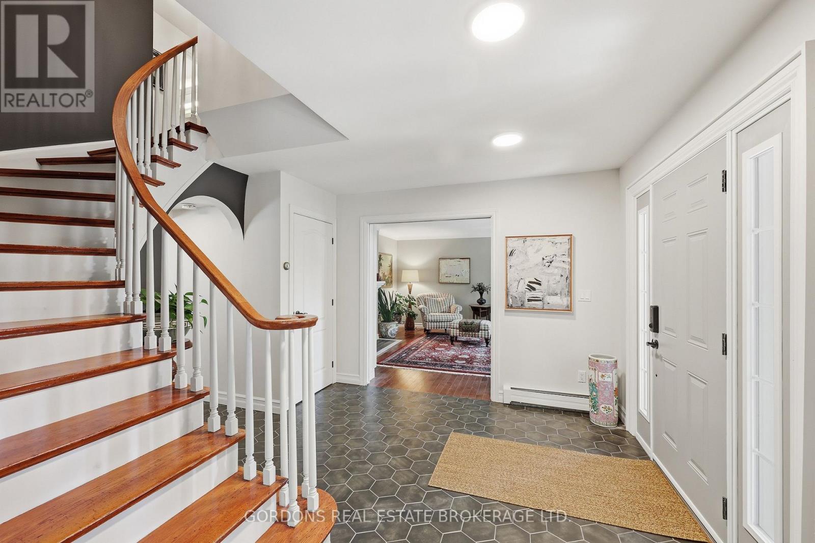 25 Riverside Drive, Kingston, Ontario  K7L 4V1 - Photo 11 - X13834112