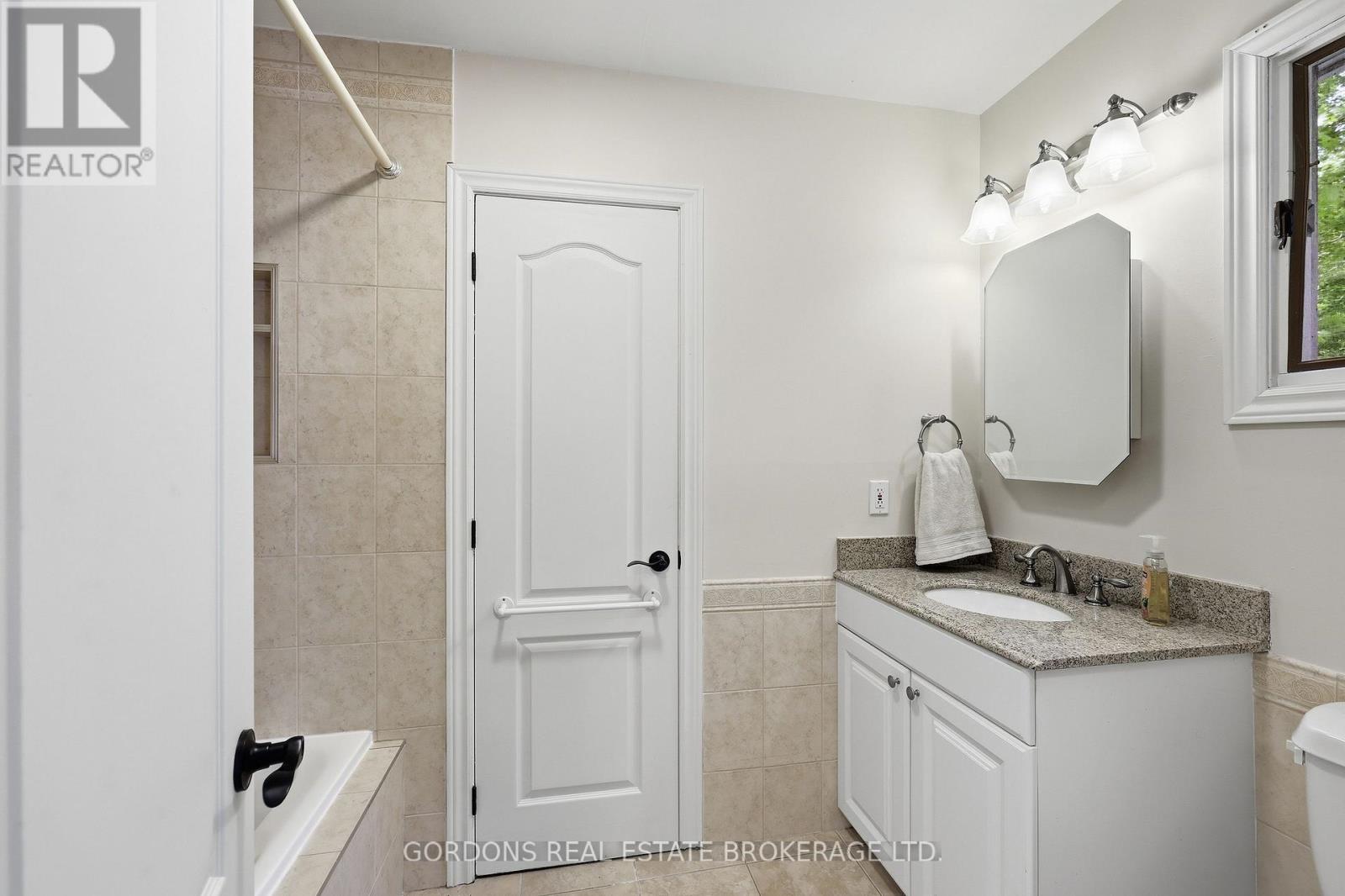 25 Riverside Drive, Kingston, Ontario  K7L 4V1 - Photo 27 - X13834112