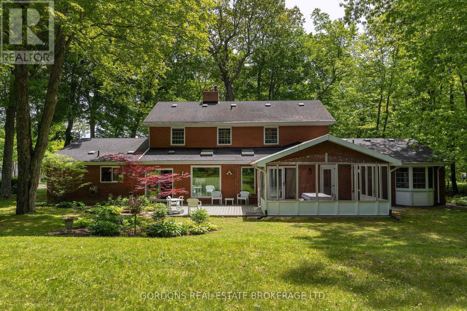 25 Riverside Drive, Kingston, Ontario  K7L 4V1 - Photo 4 - X13834112