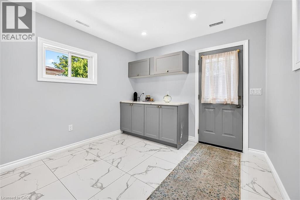 4 Albemarle Street, Hamilton, Ontario  L8L 7G3 - Photo 27 - 40866241