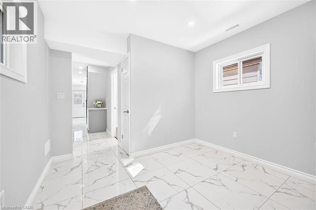 4 Albemarle Street, Hamilton, Ontario  L8L 7G3 - Photo 21 - 40866241