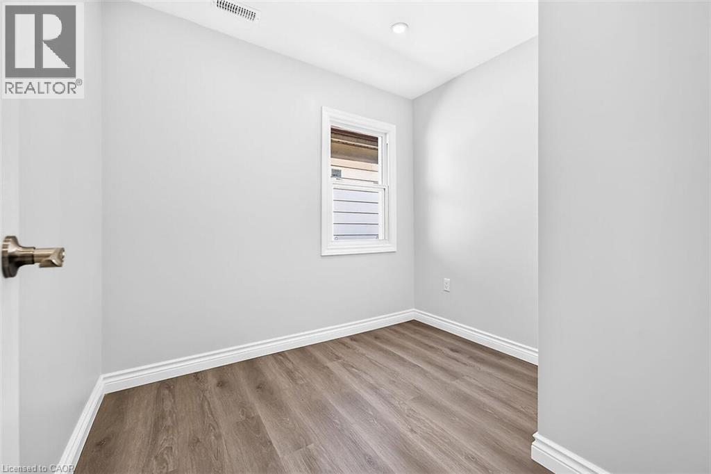 4 Albemarle Street, Hamilton, Ontario  L8L 7G3 - Photo 18 - 40866241