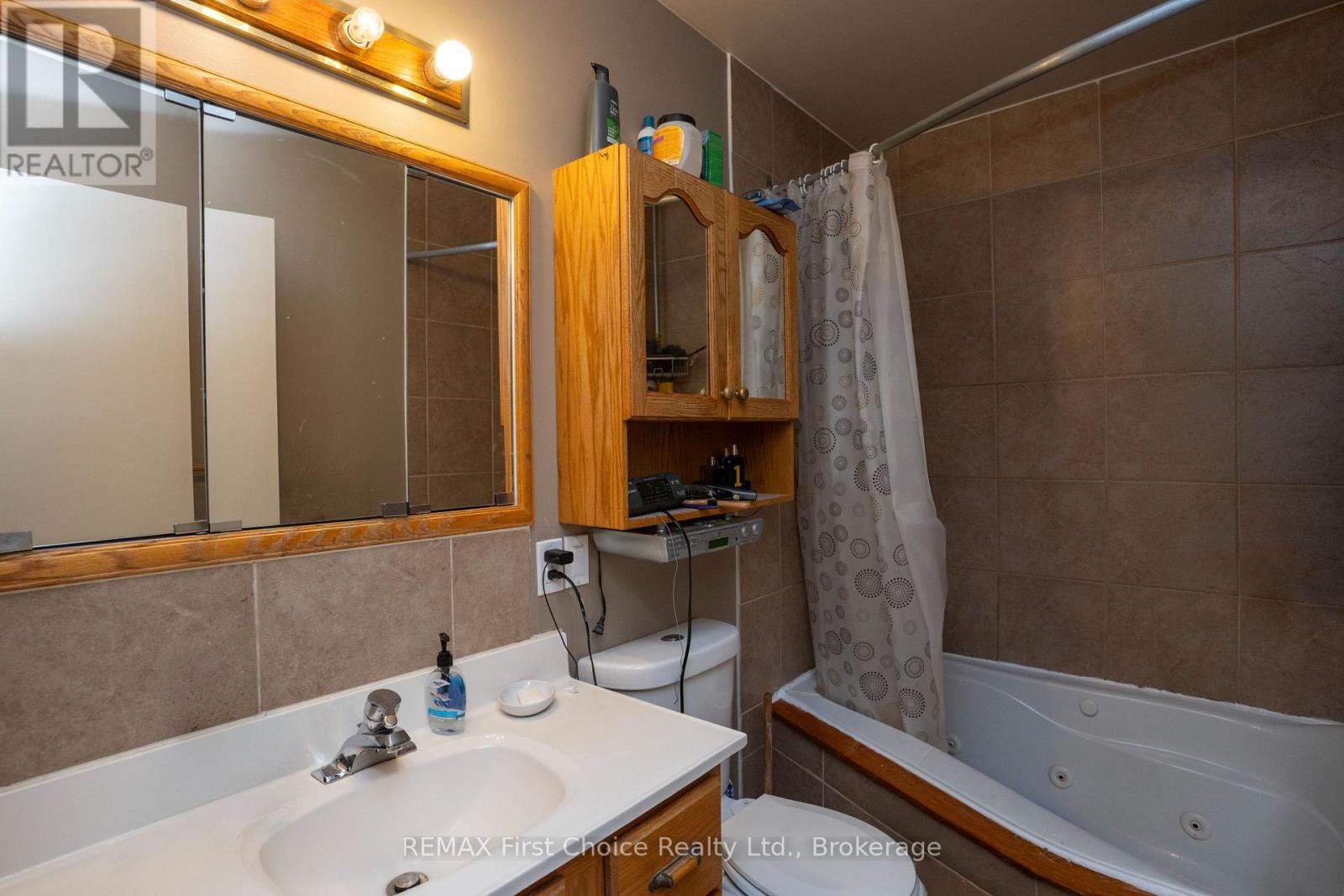 467 James Street N, Thunder Bay, Ontario  P7C 4T3 - Photo 10 - X13830584