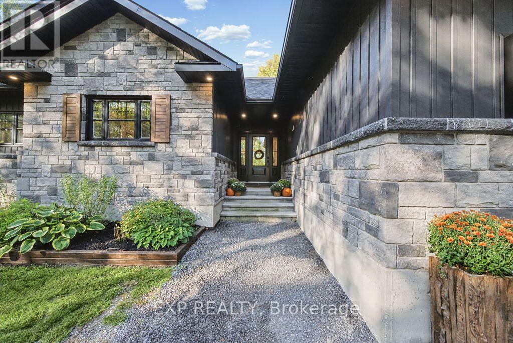 337 Jim Barr Road, Horton, Ontario  K7V 3Z8 - Photo 12 - X13834200