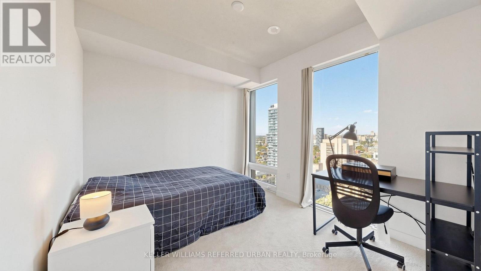 2403 - 238 Simcoe Street, Toronto (Kensington-Chinatown), Ontario  M5T 1T4 - Photo 13 - C13834150