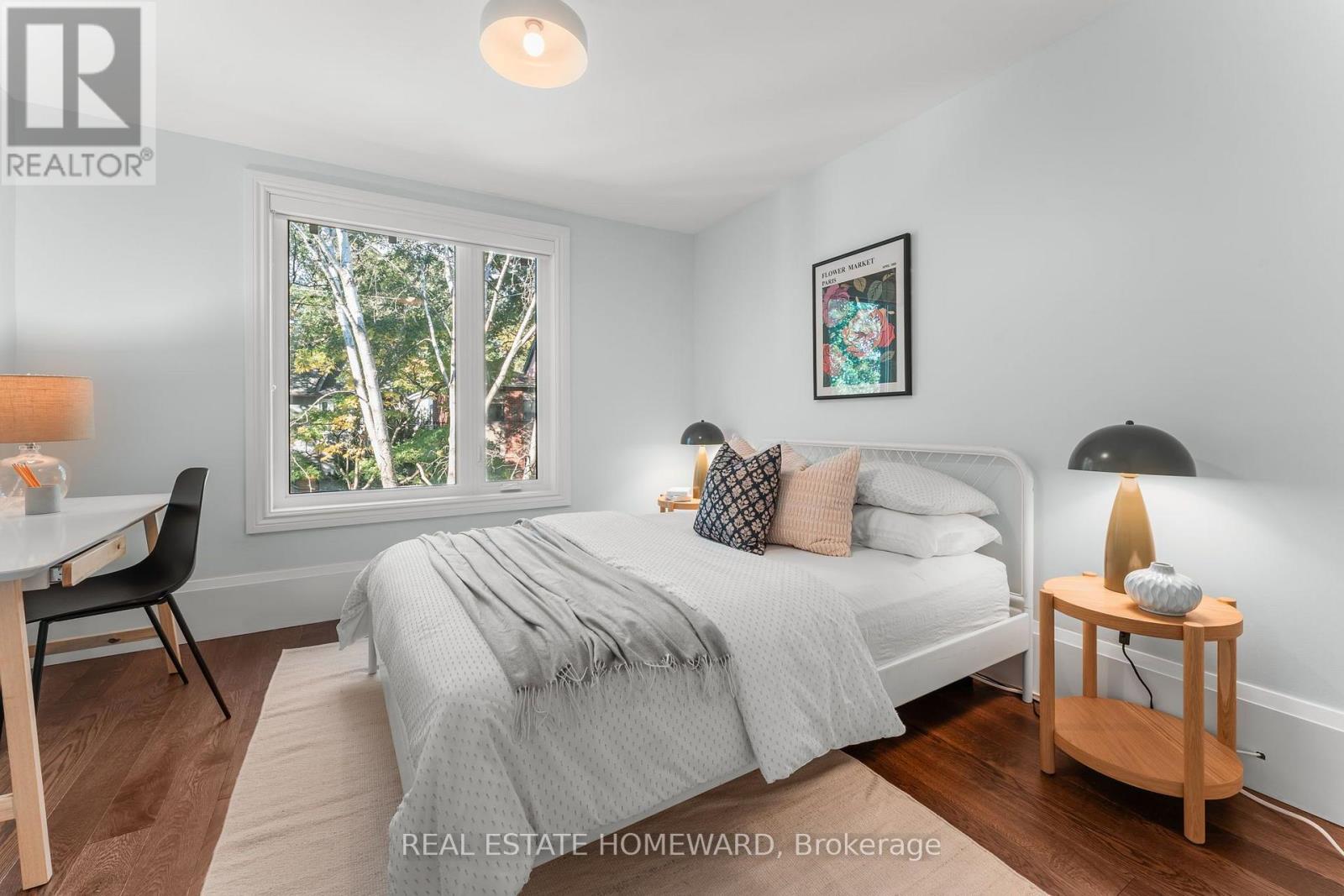 43 Caroline Avenue, Toronto, Ontario  M4M 2X6 - Photo 13 - E13834140
