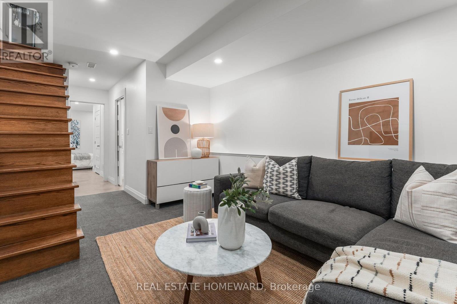 43 Caroline Avenue, Toronto, Ontario  M4M 2X6 - Photo 20 - E13834140