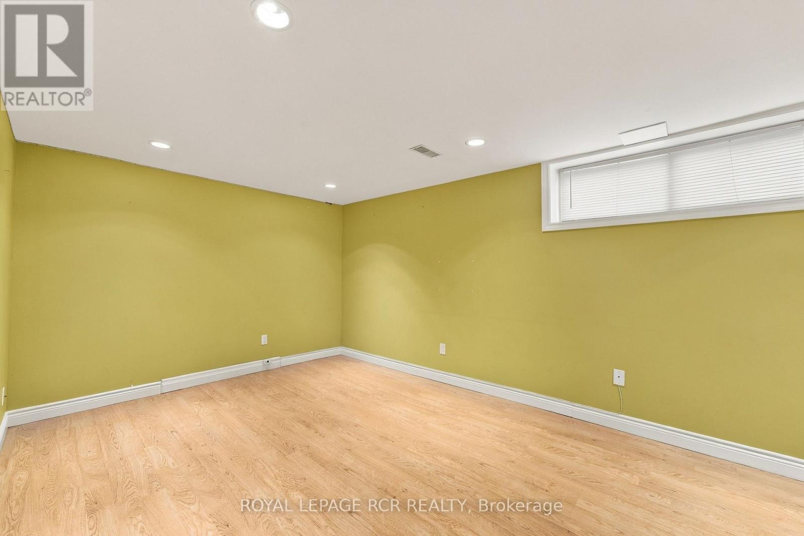 70 Tecumseh Drive, Aurora, Ontario  L4G 2X4 - Photo 26 - N13809044