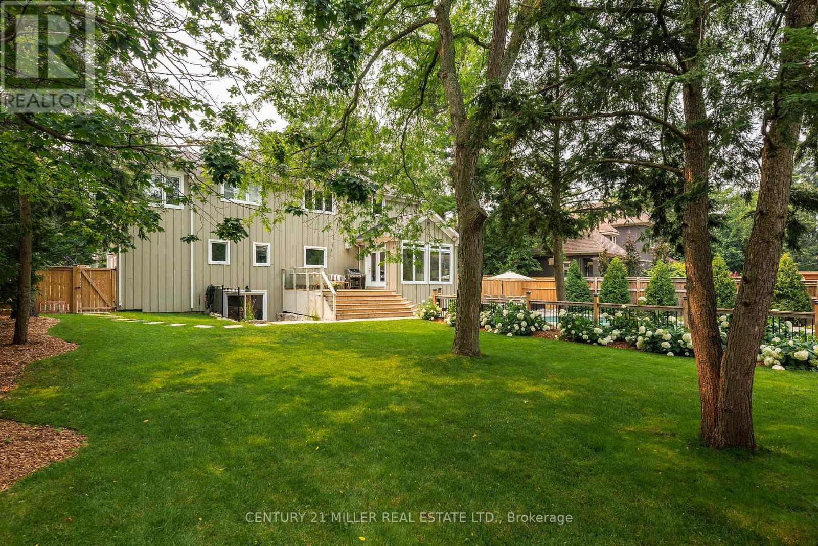 407 Maple Grove Drive, Oakville, Ontario  L6J 4V8 - Photo 38 - W13829824