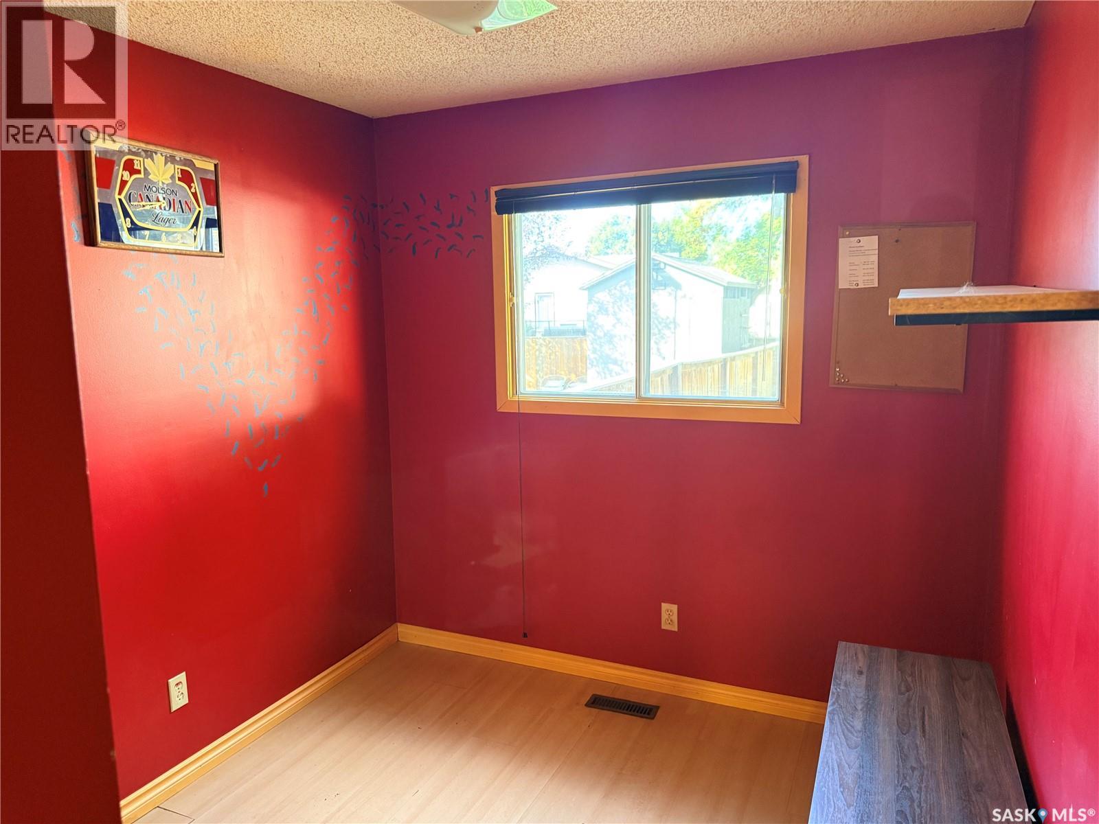 871 Morris Crescent N, Regina, Saskatchewan  S4X 2W4 - Photo 12 - SK049700