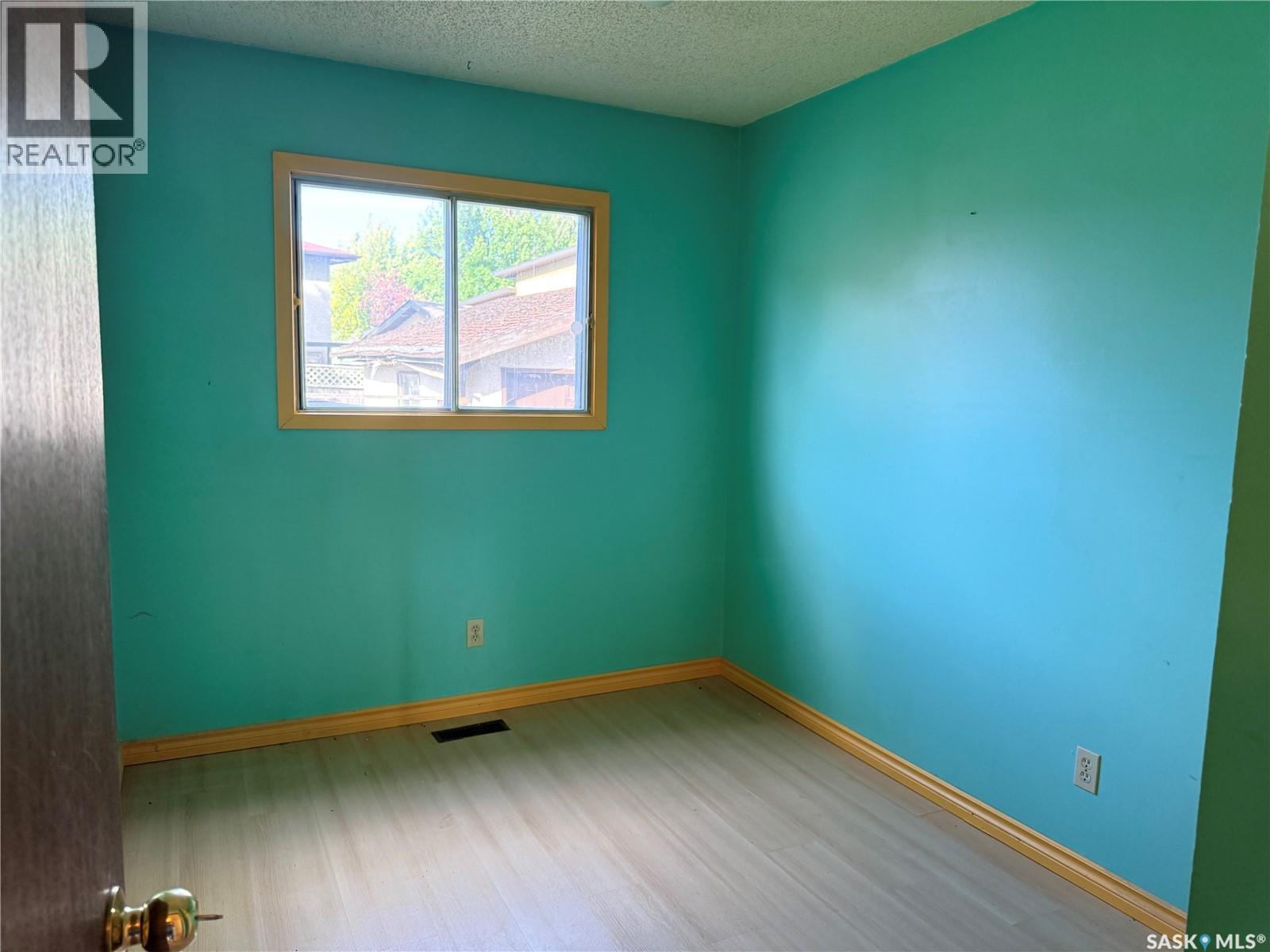 871 Morris Crescent N, Regina, Saskatchewan  S4X 2W4 - Photo 13 - SK049700