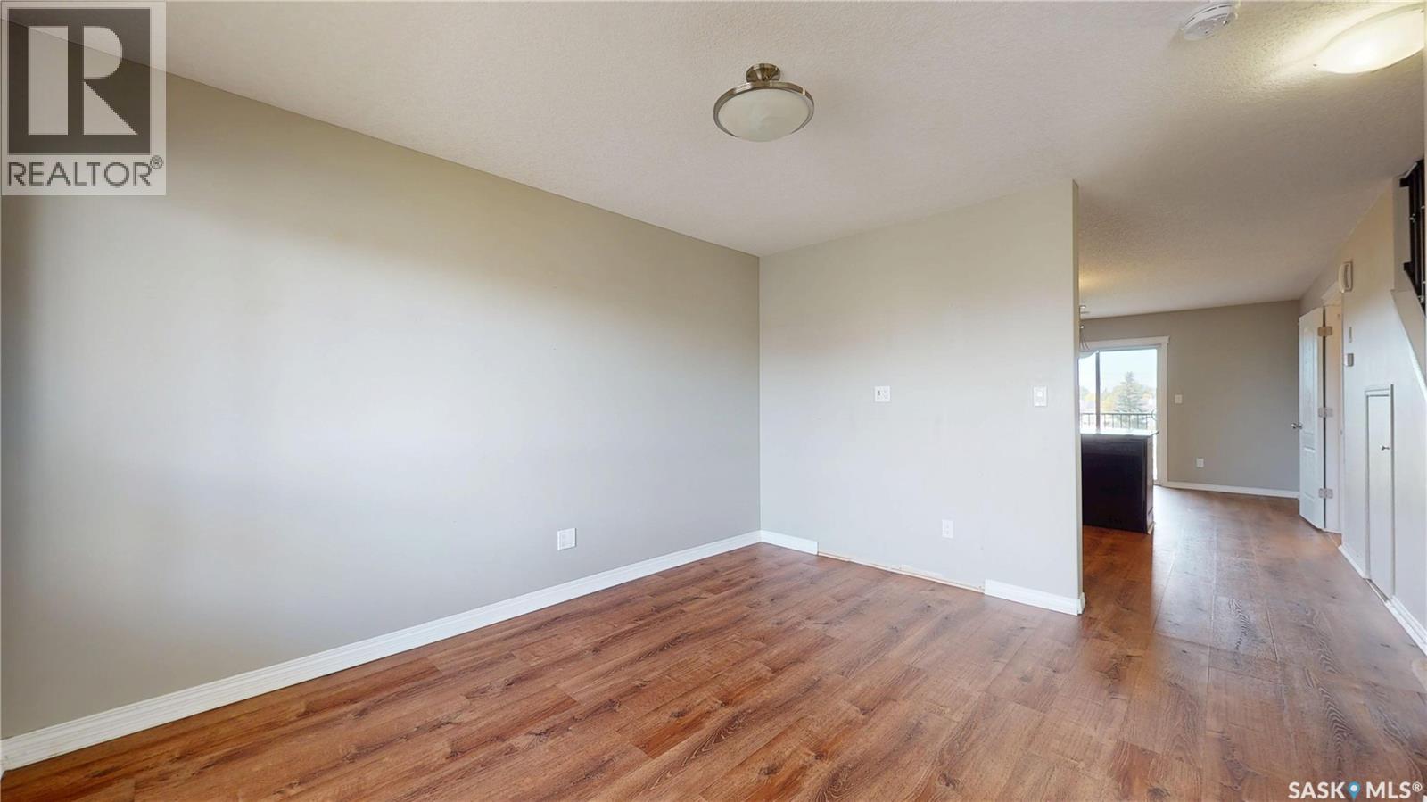 814 3802 Dewdney Avenue E, Regina, Saskatchewan  S4Z 0A6 - Photo 2 - SK049668