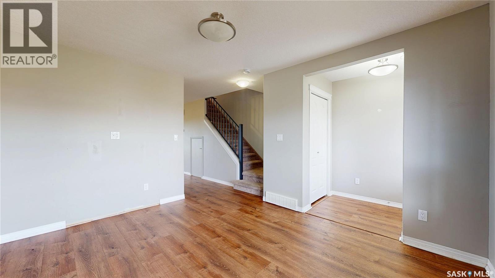 814 3802 Dewdney Avenue E, Regina, Saskatchewan  S4Z 0A6 - Photo 3 - SK049668