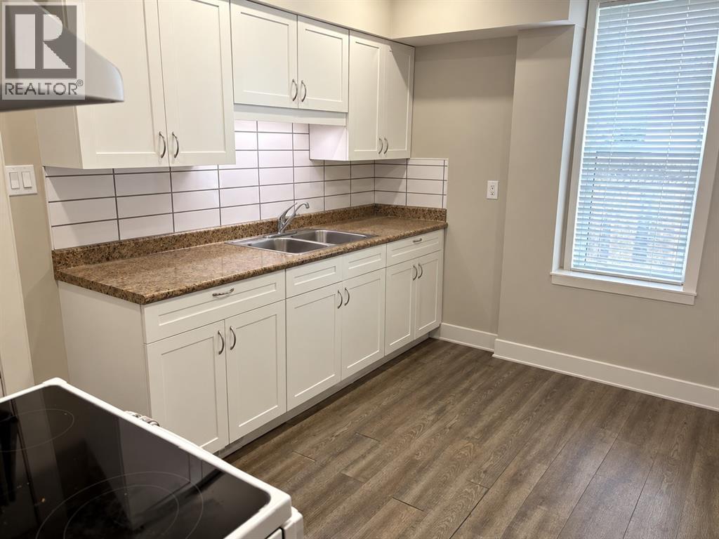 404 Russell Street South, Sarnia, Ontario  N7T 3M7 - Photo 12 - 26023679