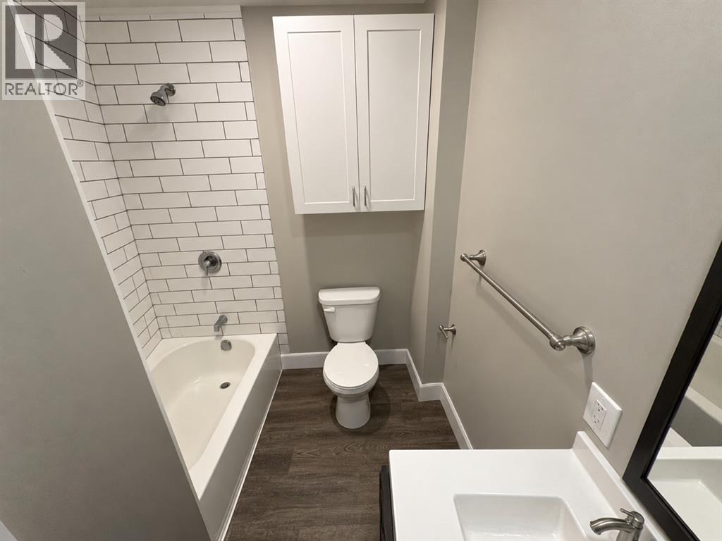 404 Russell Street South, Sarnia, Ontario  N7T 3M7 - Photo 24 - 26023679