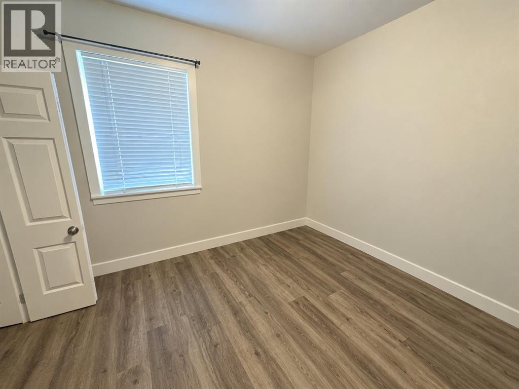 404 Russell Street South, Sarnia, Ontario  N7T 3M7 - Photo 6 - 26023679