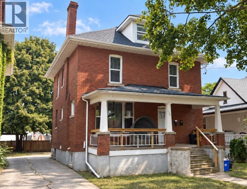 116 Cameron Street, Sarnia, Ontario  N7T 4A8 - Photo 1 - 26023671