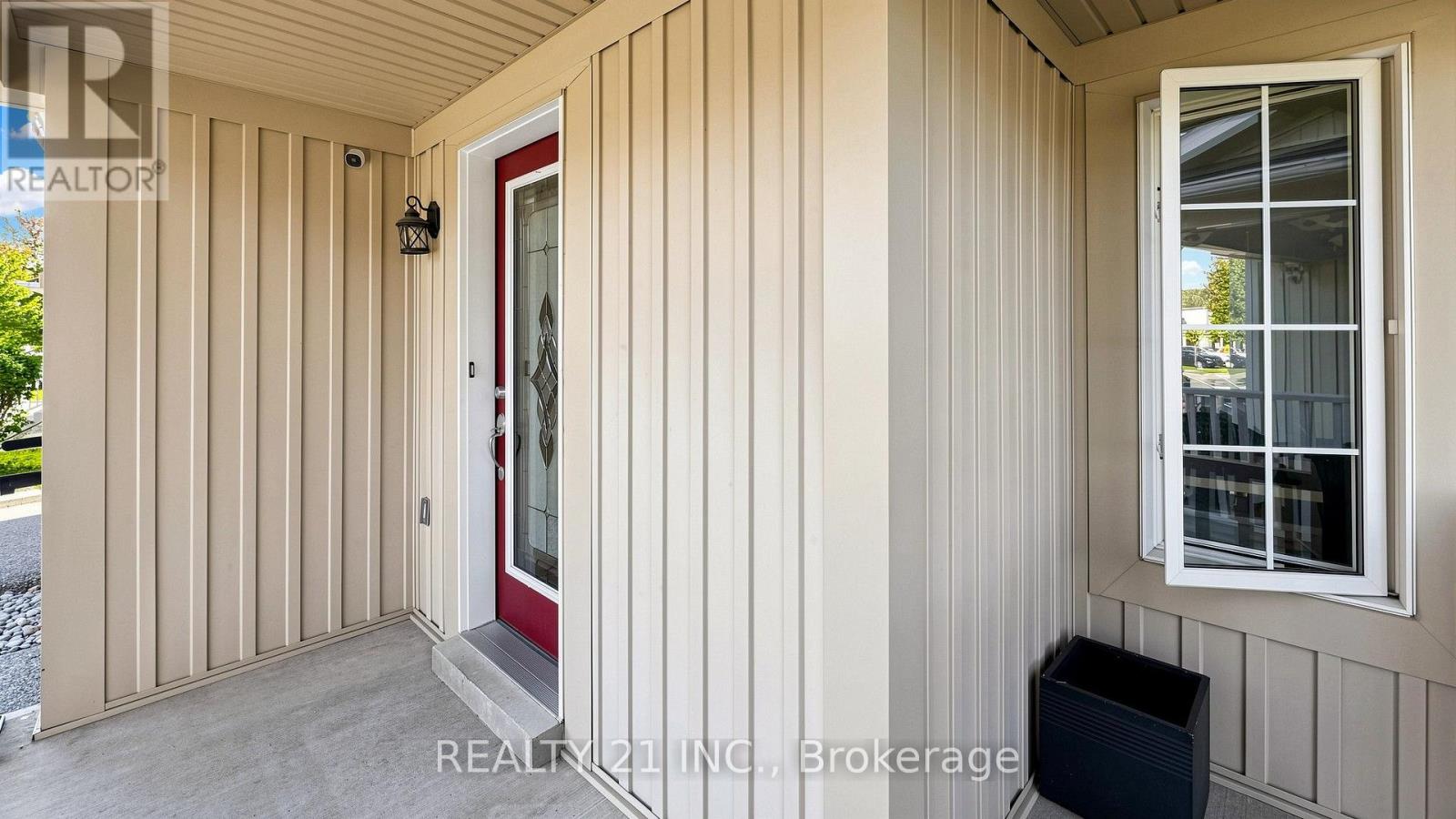 174 Honeyman Drive, Clarington, Ontario  L1C 0J2 - Photo 3 - E13832938