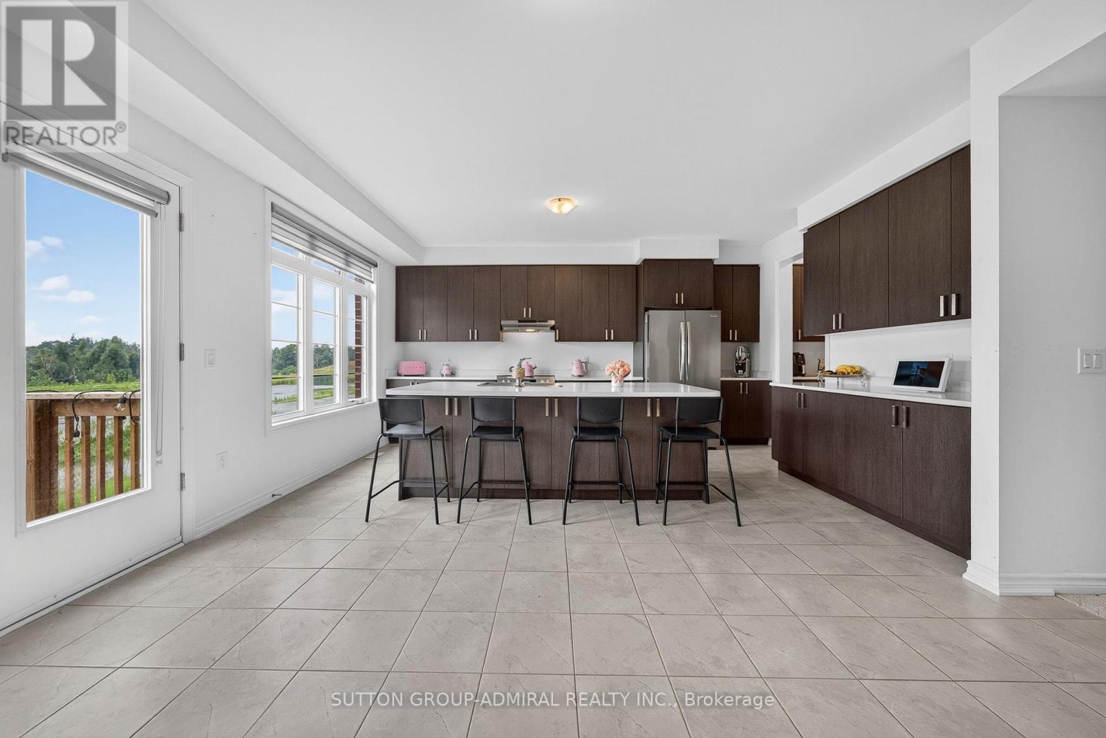 76 Calypso Avenue, Springwater, Ontario  L9X 2C5 - Photo 12 - S13834102