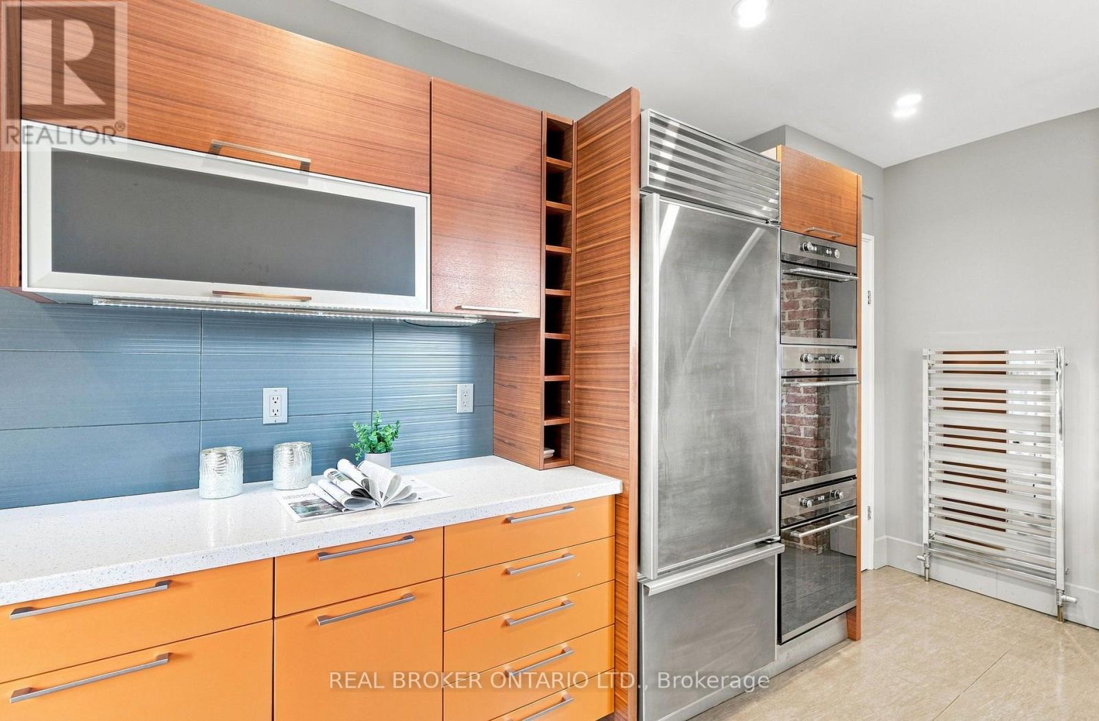 671 Scarlett Road, Toronto, Ontario  M9P 2T2 - Photo 10 - W13701008