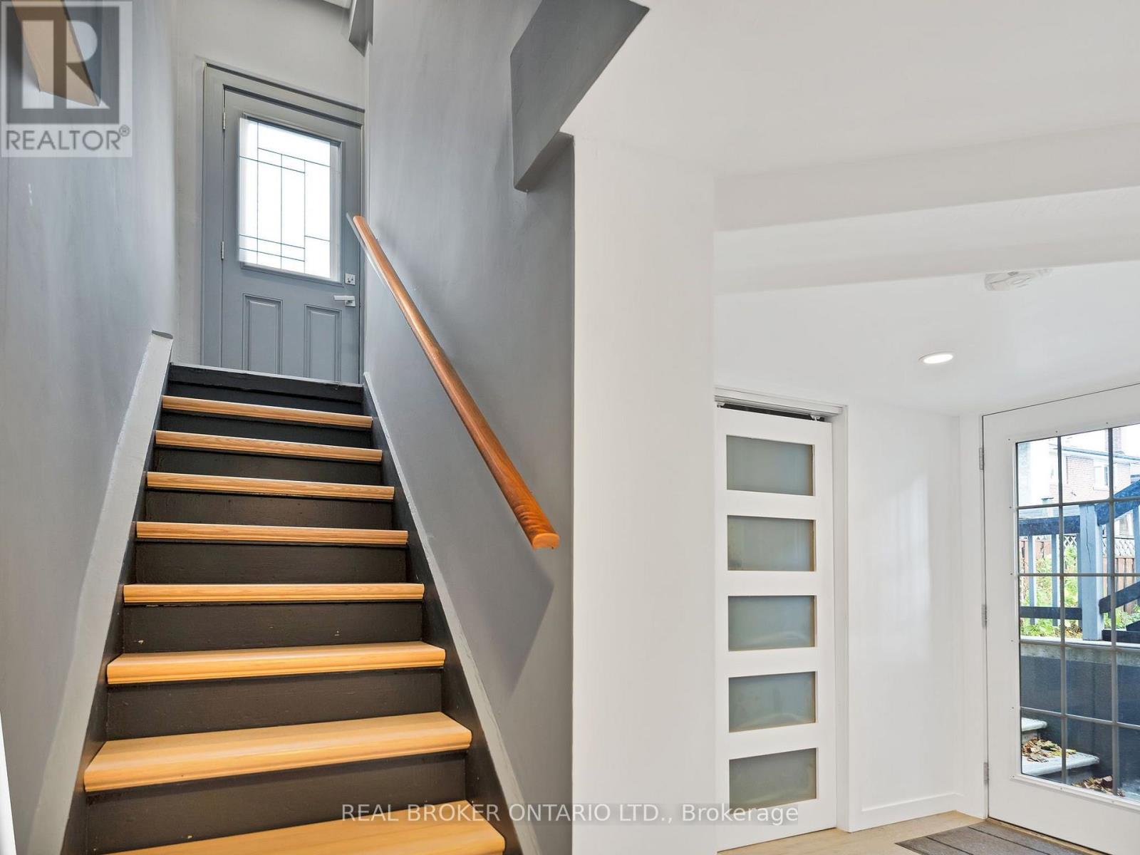 671 Scarlett Road, Toronto, Ontario  M9P 2T2 - Photo 24 - W13701008