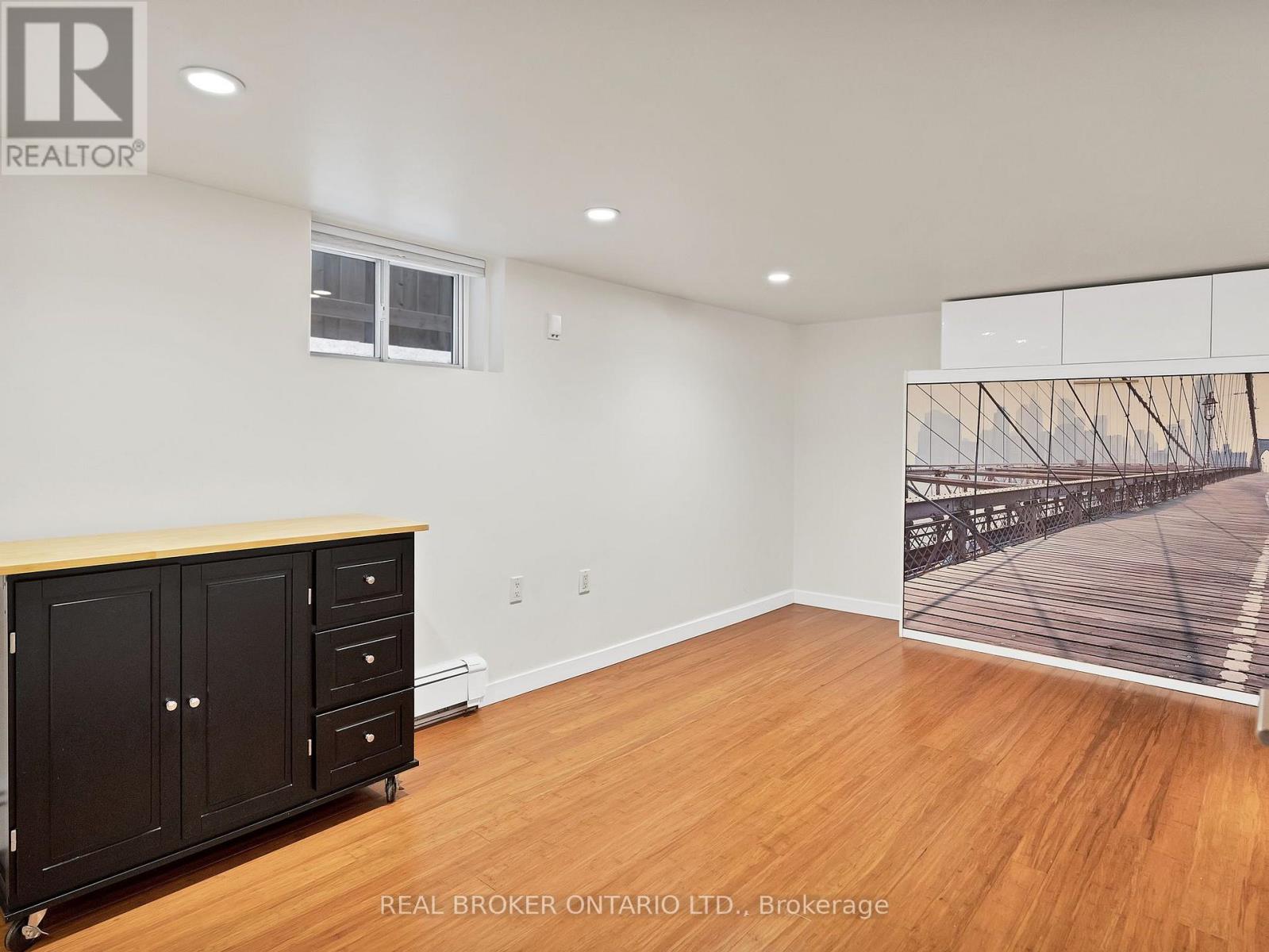671 Scarlett Road, Toronto, Ontario  M9P 2T2 - Photo 31 - W13701008