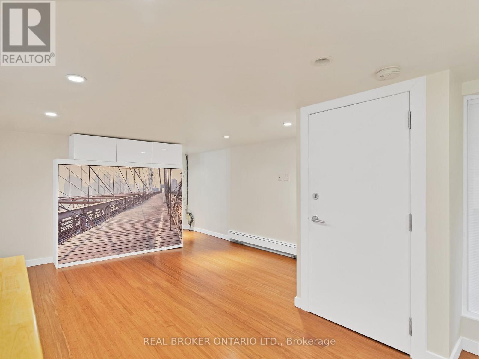 671 Scarlett Road, Toronto, Ontario  M9P 2T2 - Photo 30 - W13701008