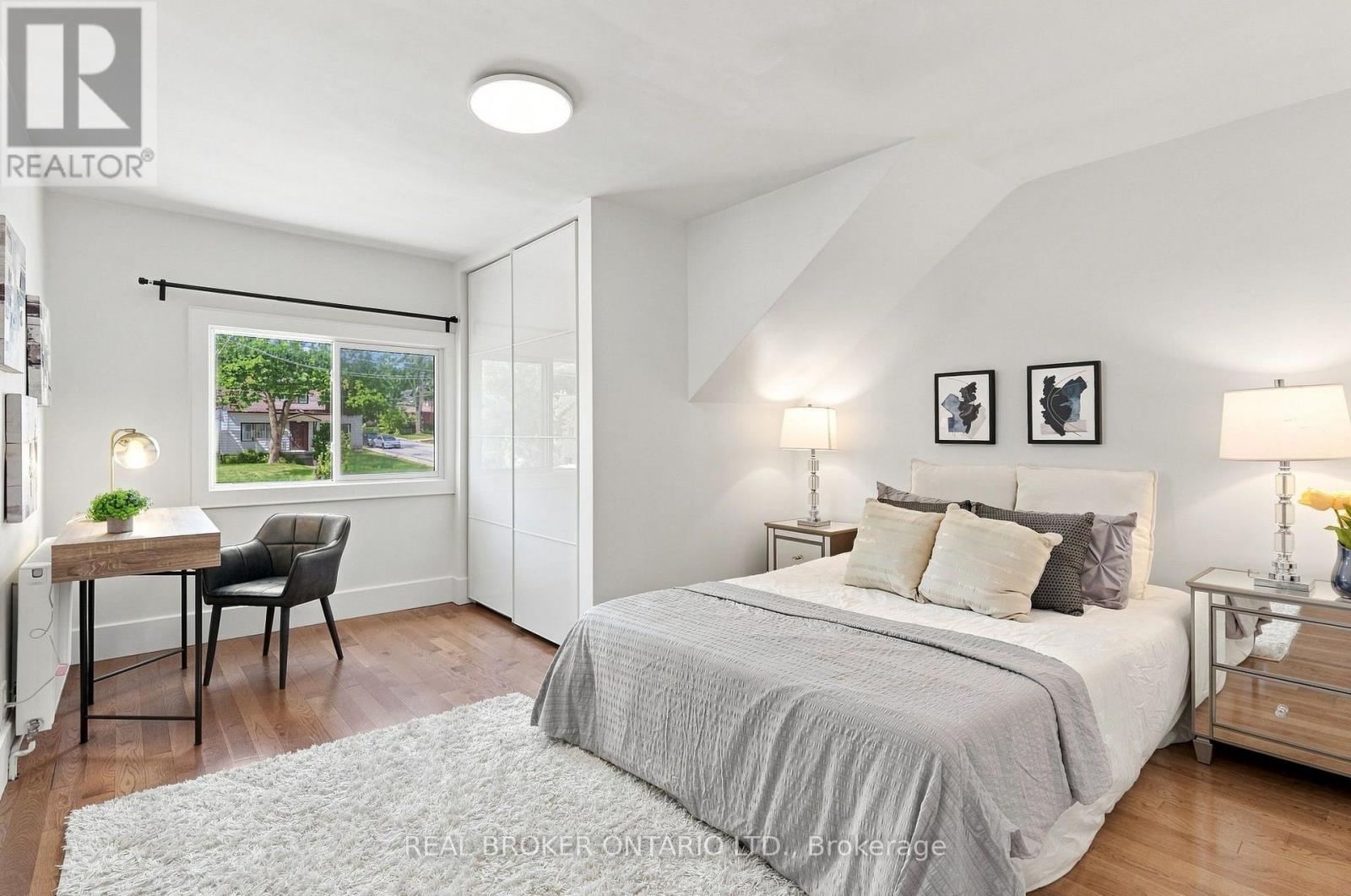 671 Scarlett Road, Toronto, Ontario  M9P 2T2 - Photo 16 - W13701008