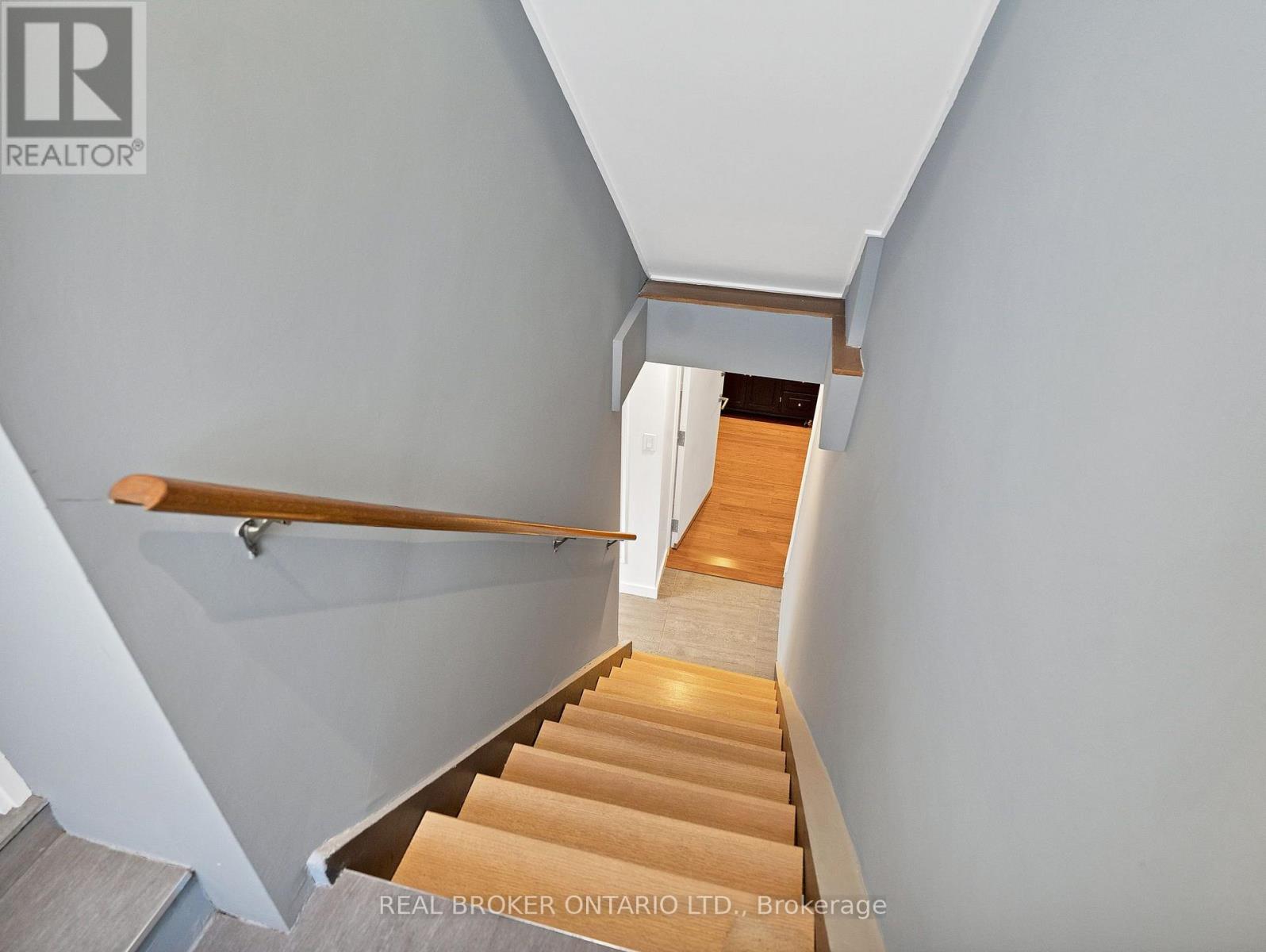 671 Scarlett Road, Toronto, Ontario  M9P 2T2 - Photo 22 - W13701008