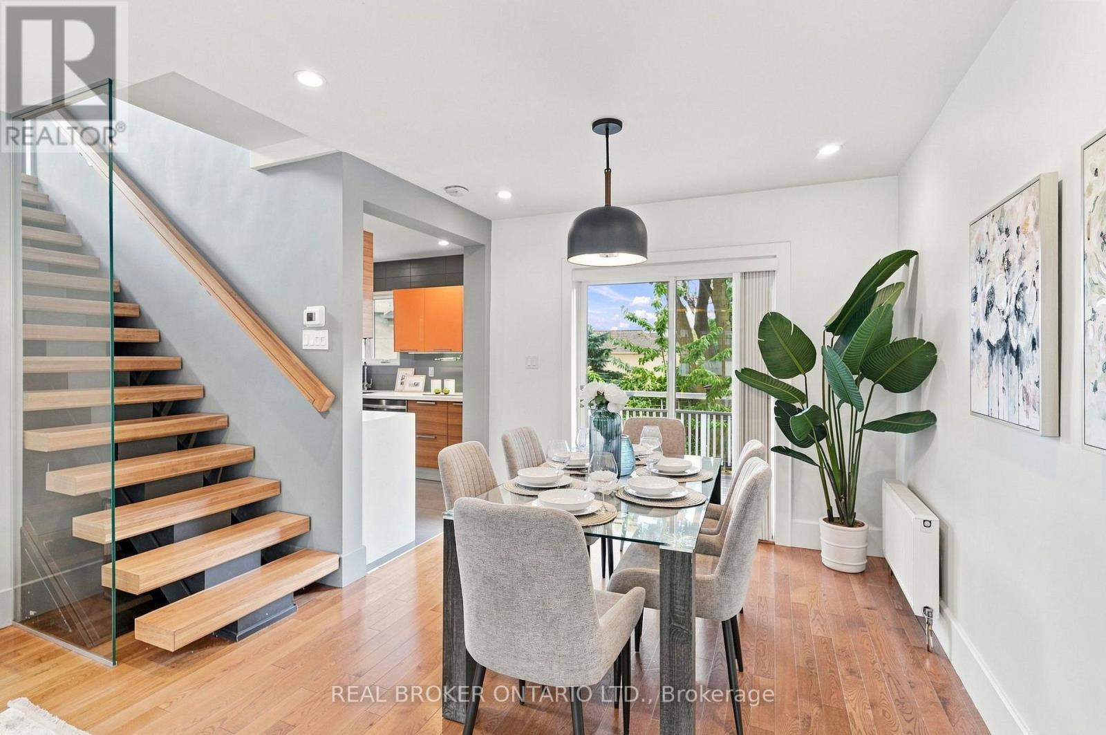 671 Scarlett Road, Toronto, Ontario  M9P 2T2 - Photo 7 - W13701008