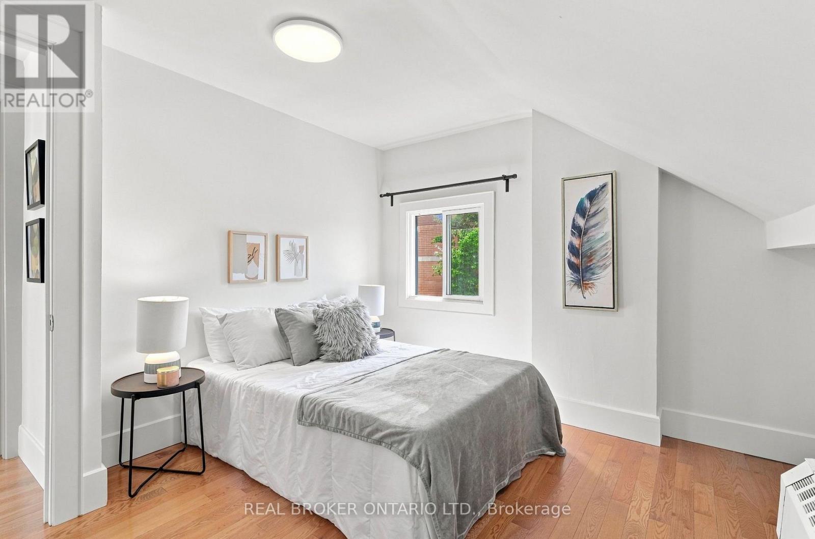 671 Scarlett Road, Toronto, Ontario  M9P 2T2 - Photo 17 - W13701008